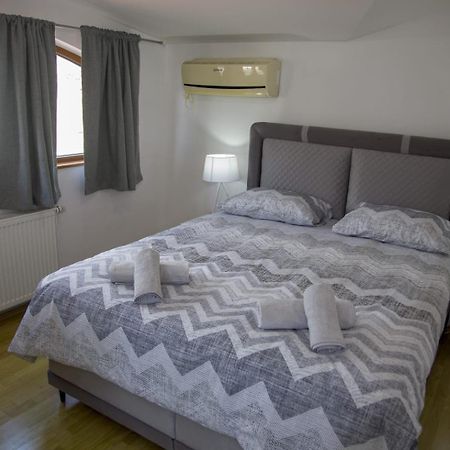 Apartmani Kamelia Μόσταρ Εξωτερικό φωτογραφία